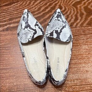 Madden Girl Brown and Cream Snakeskin Flats